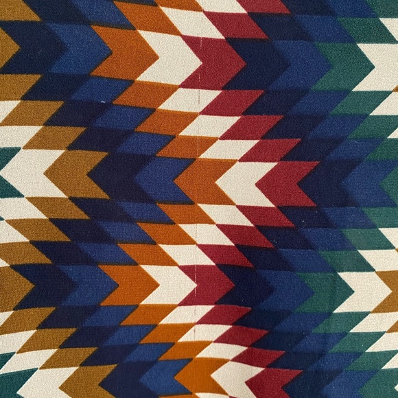 Vintage geometric pattern long sleeve midi dress. - Picture 6 of 6